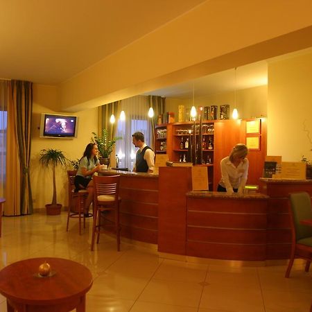 Hotel Abrava Дравсько-Поморське Екстер'єр фото